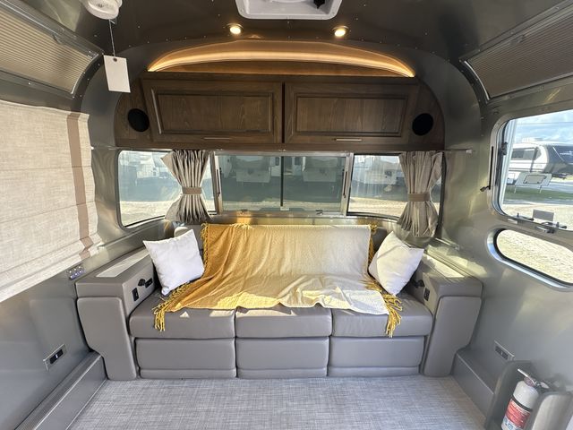 2025 Airstream 30RBQ Base