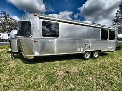 2025 Airstream 27FBQ Base
