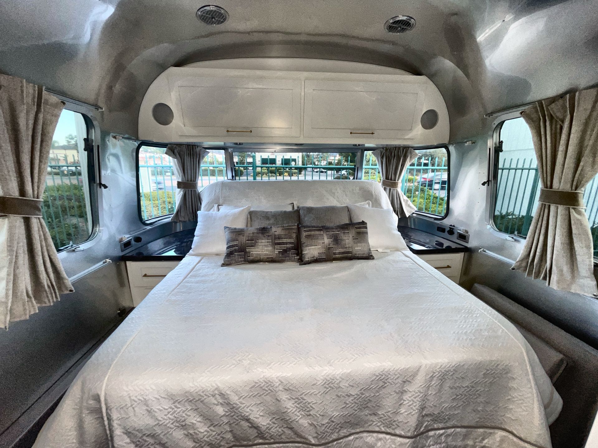 2026 Airstream 30RBQ Base