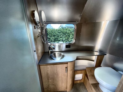 2026 Airstream 23FBT Base