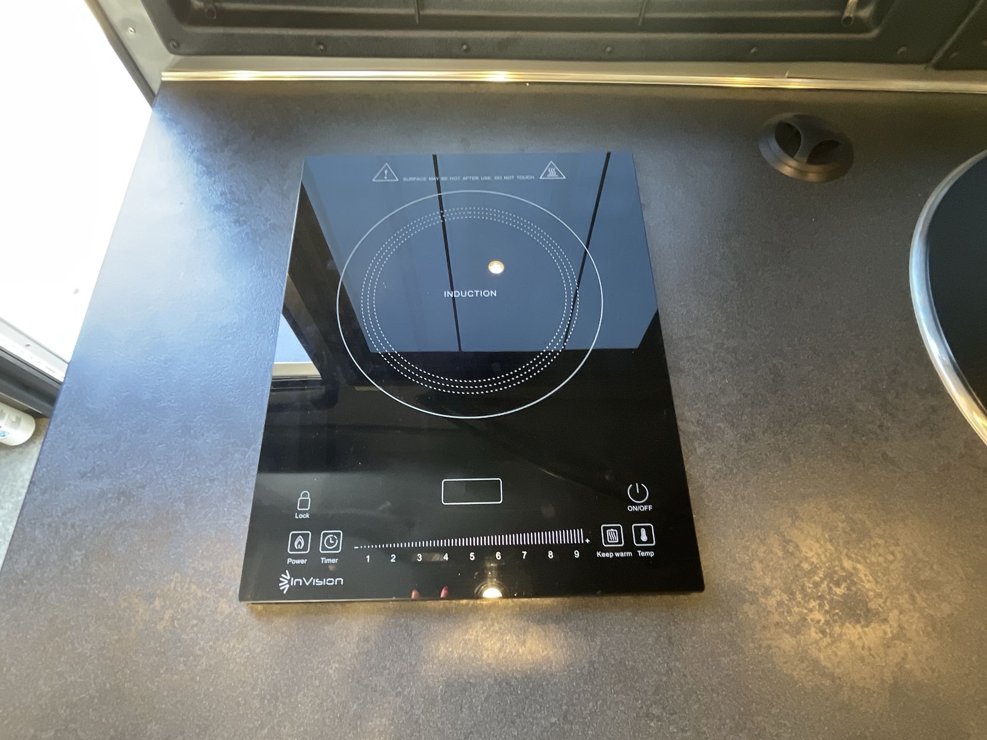 2026 Airstream 20Xe Base