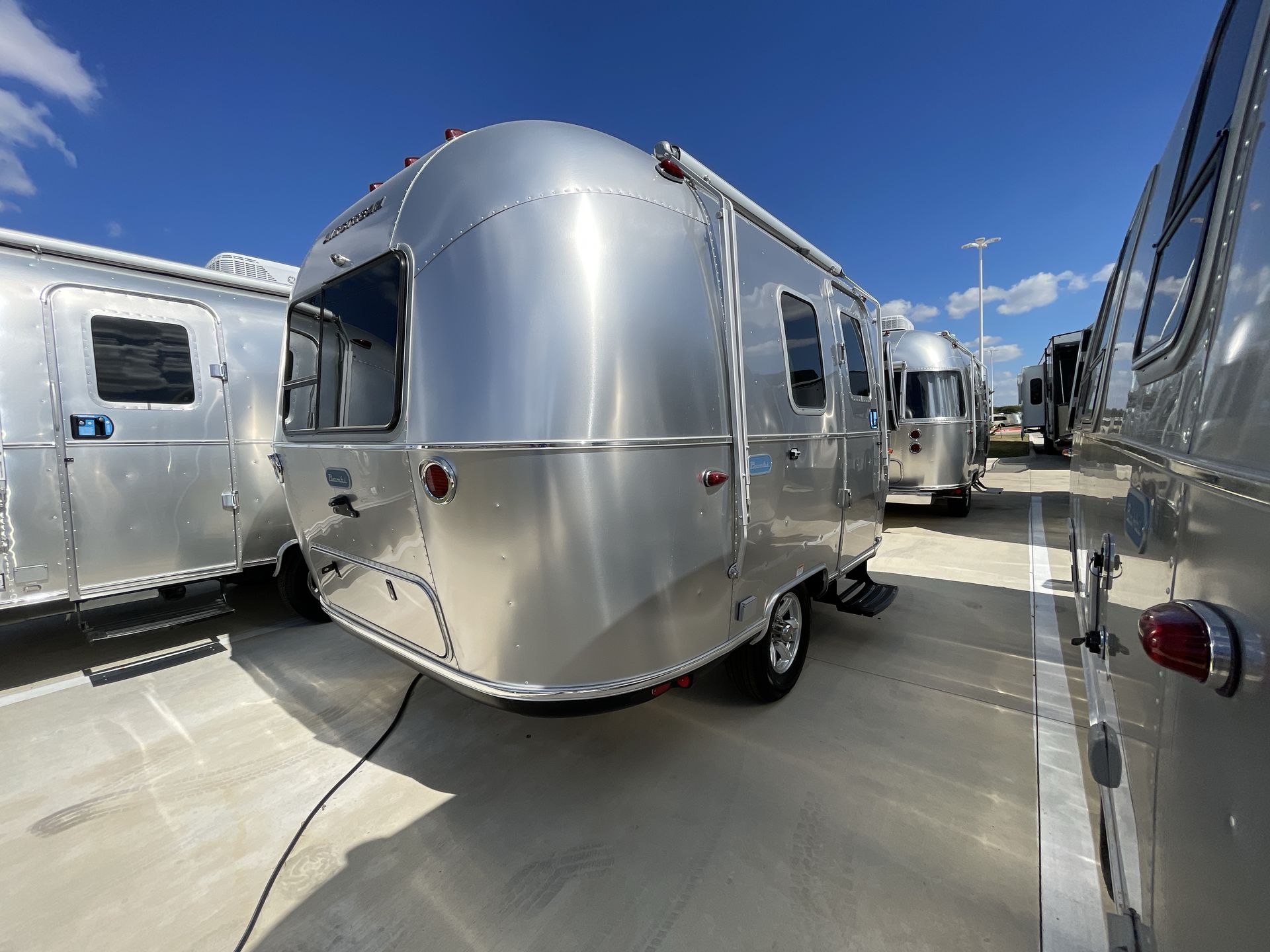 2026 Airstream 16RB Base