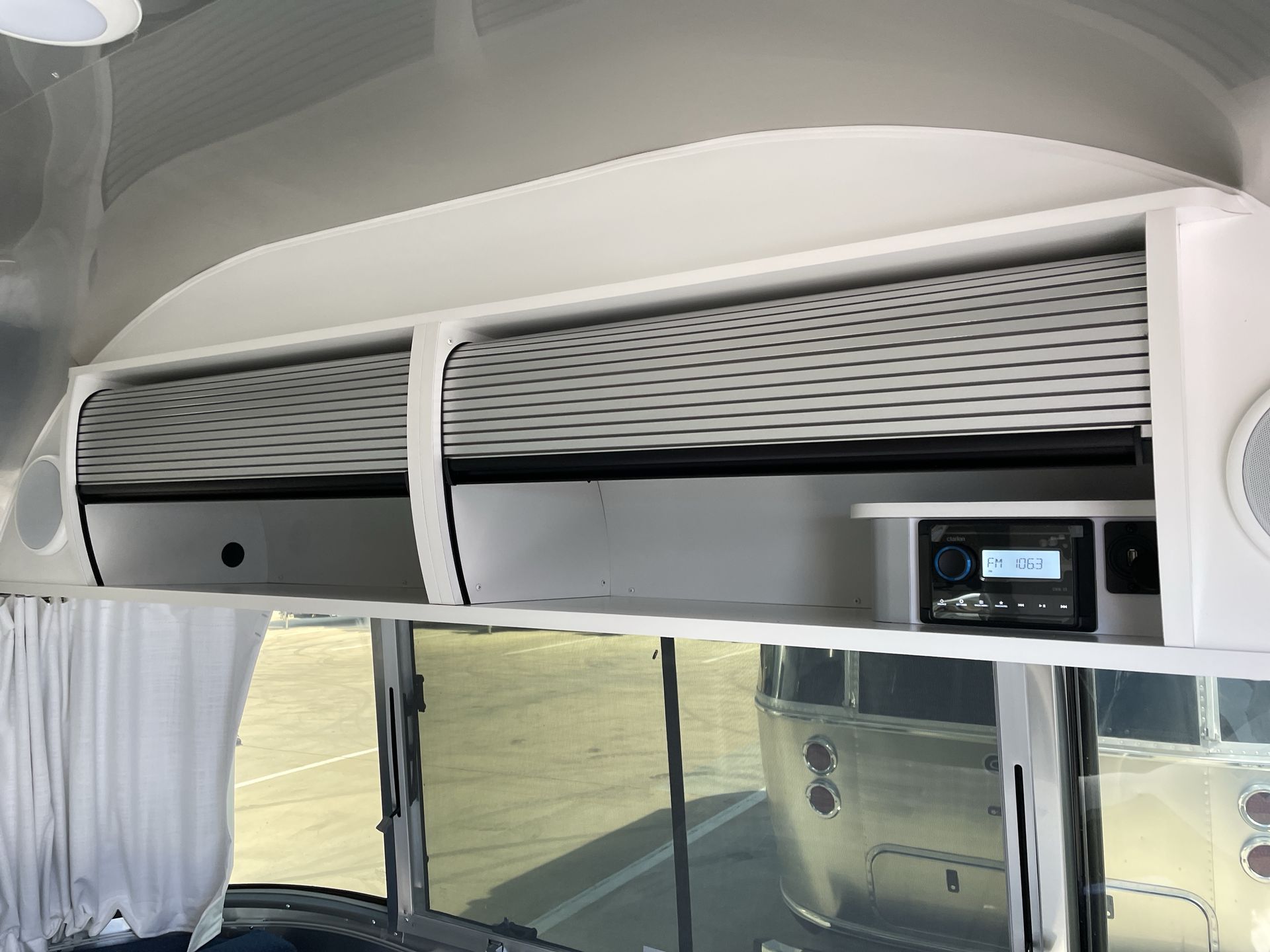 2026 Airstream 16RB Base