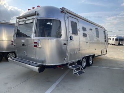 2026 Airstream 25FBT Base