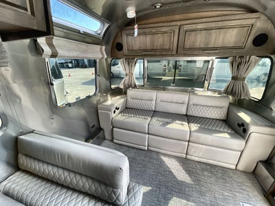 2026 Airstream 30RBQ Base