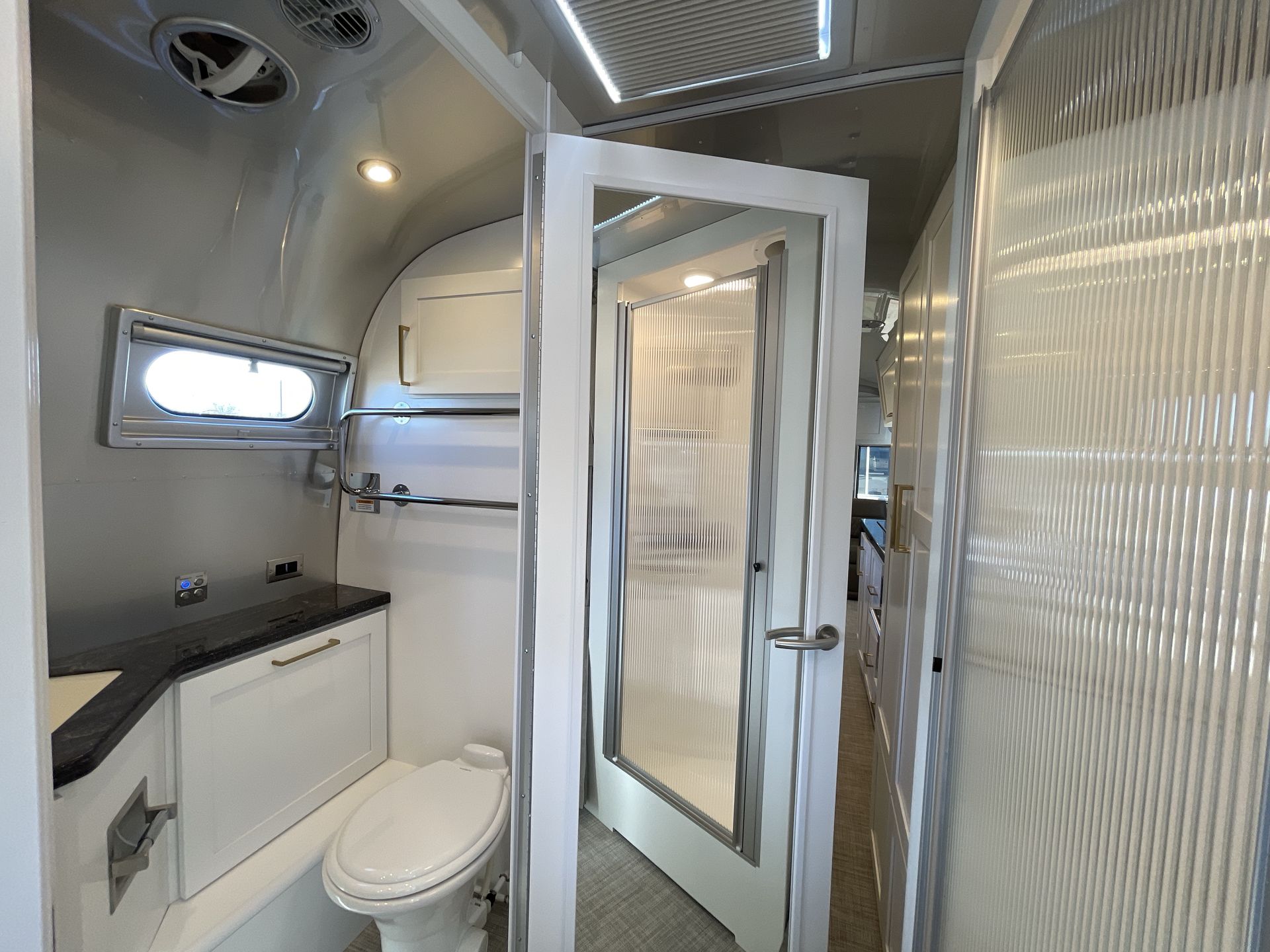 2026 Airstream 30RBQ Base