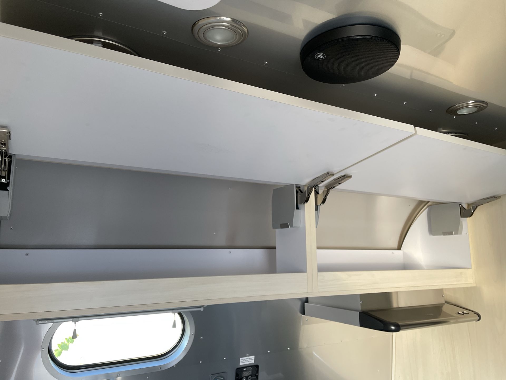 2025 Airstream 23FBQ Base
