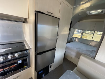 2025 Airstream 23FBQ Base