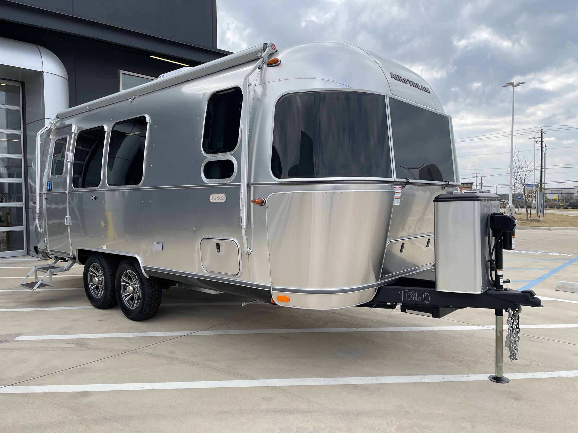 2026 Airstream 23FBT Base
