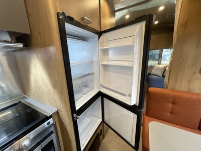 2026 Airstream 23FBT Base