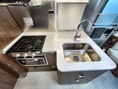 2026 Airstream 25FBT Base