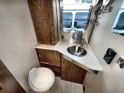 2026 Airstream 25FBT Base