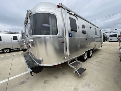 2026 Airstream 27FBT Base
