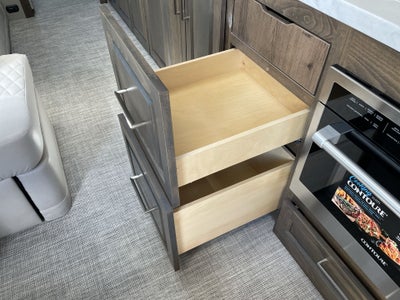 2026 Airstream 33FBQ Base