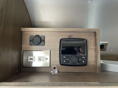 2026 Airstream 33FBQ Base