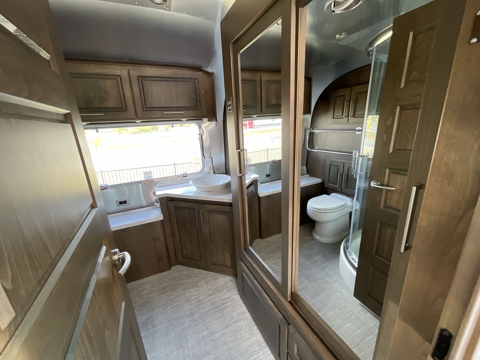 2026 Airstream 33FBQ Base