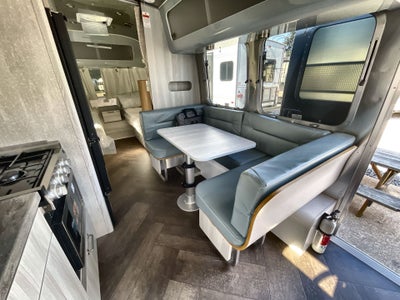 2026 Airstream 23FBT Base