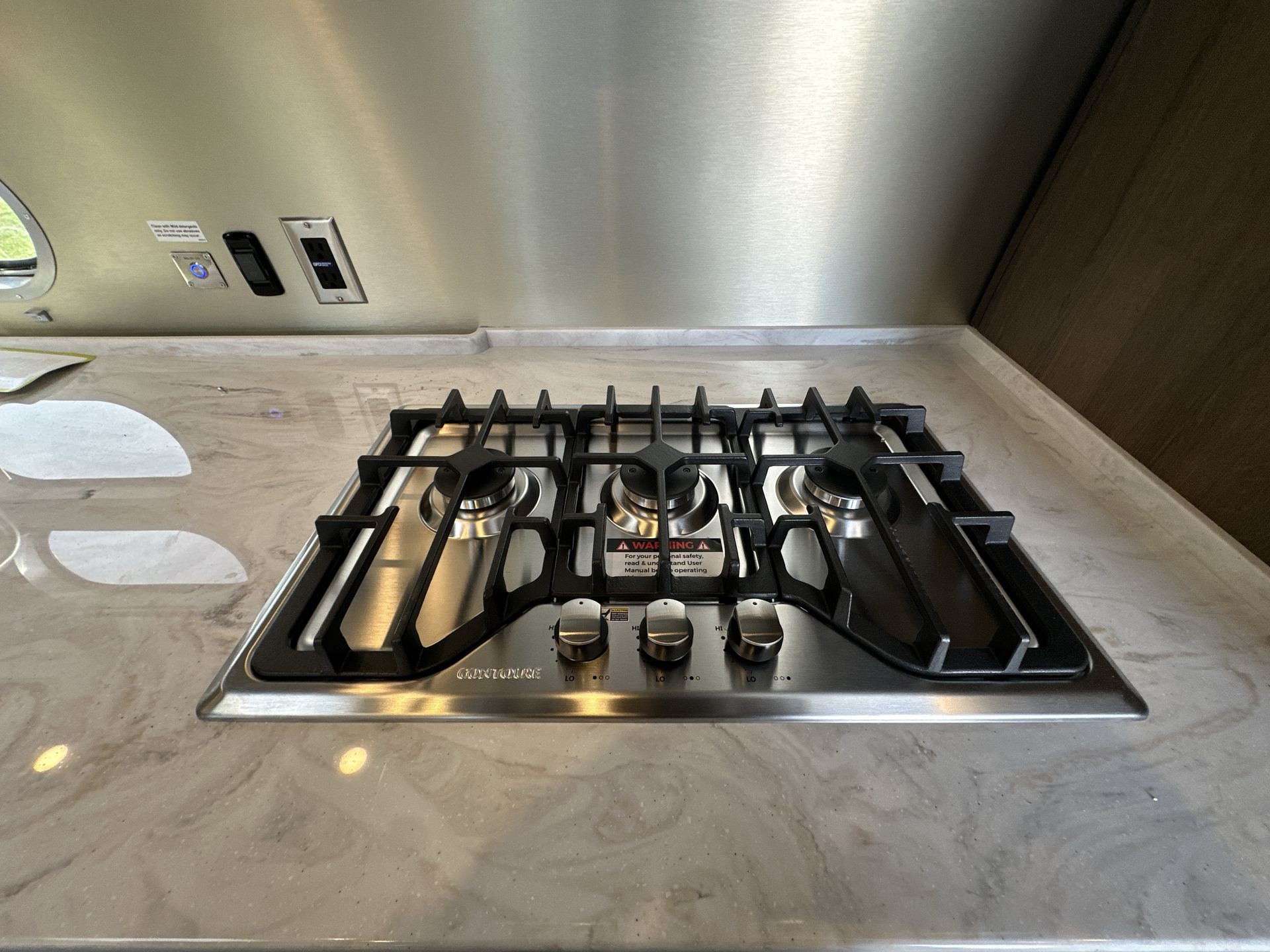 2026 Airstream 33FBQ Base