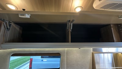 2025 Airstream 24 GL Base