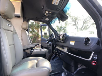 2025 Airstream 24GT Base