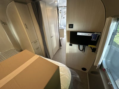 2025 Airstream 25FBQ Base