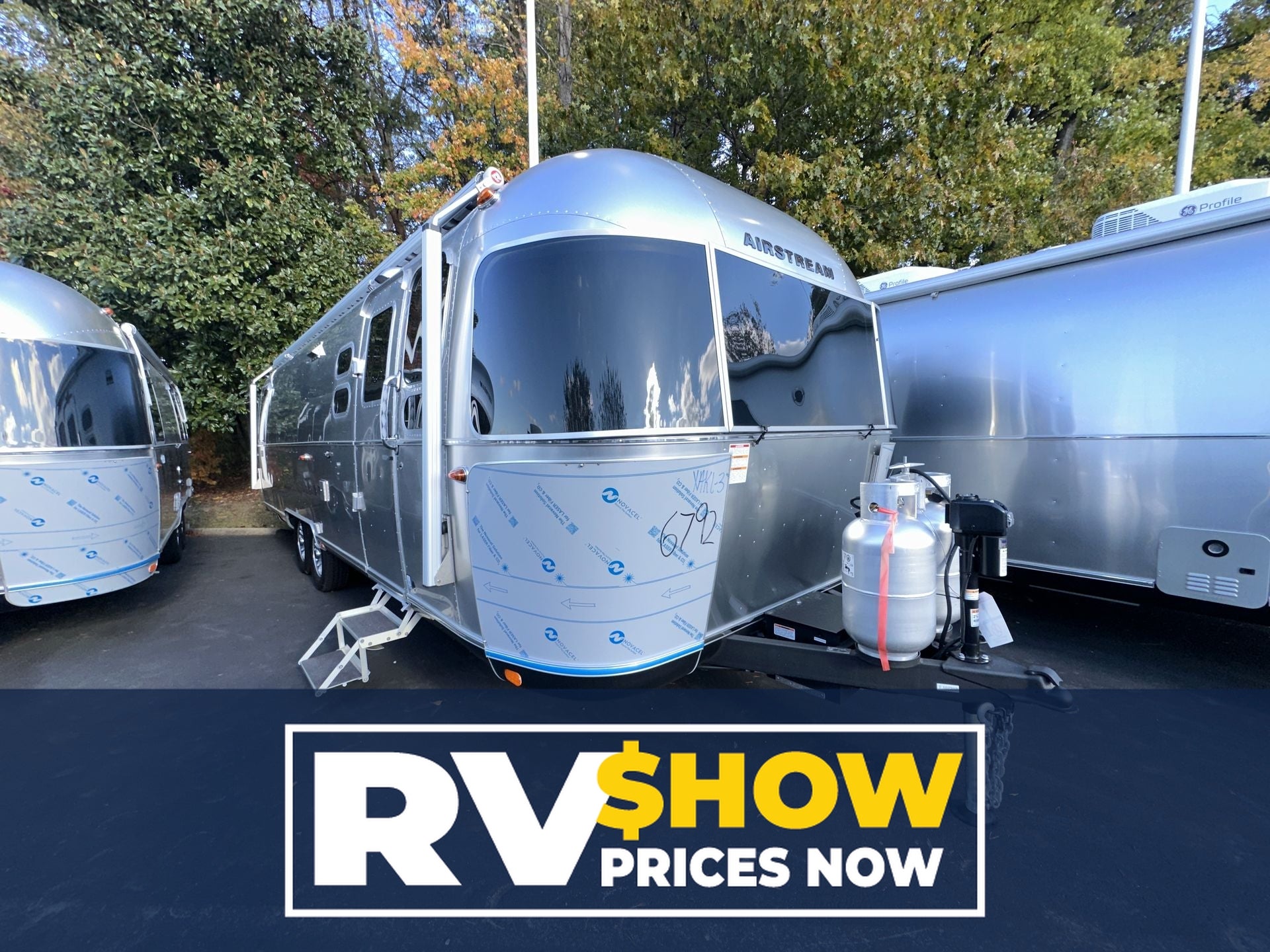 2025 Airstream 30RBQ Base