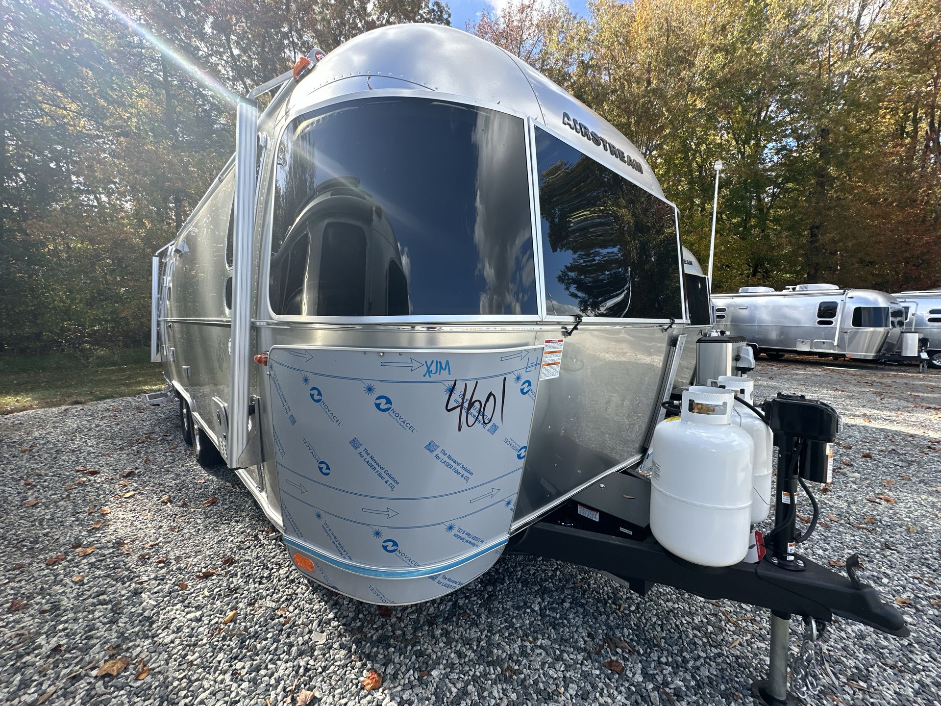 2025 Airstream 25FBQ Base