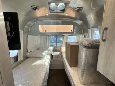 2025 Airstream 23FBT Base