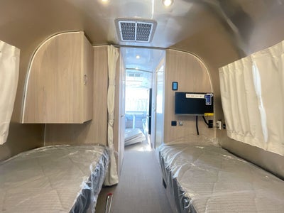 2026 Airstream 25FBT Base