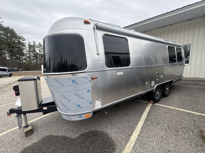 2026 Airstream 25FBQ Base