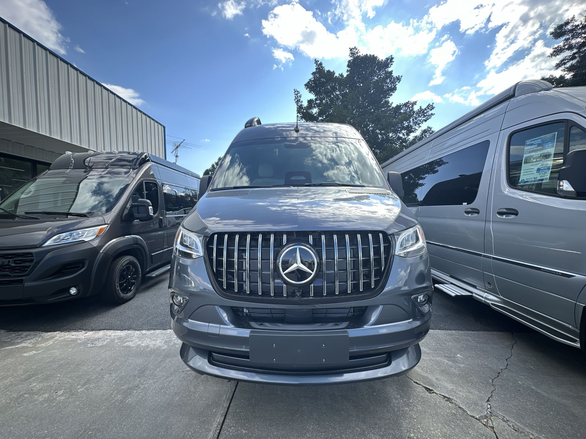 2026 Airstream 19GT Base