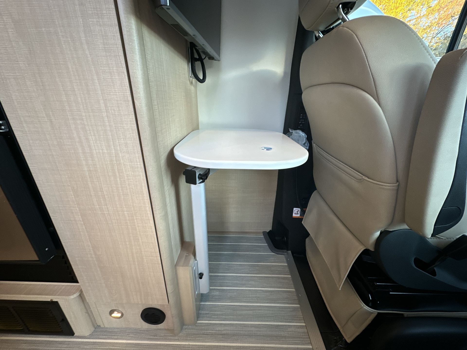 2026 Airstream 24GT Tommy Bahama Base