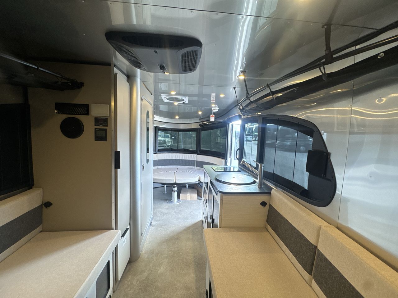 2026 Airstream 20Xe Base