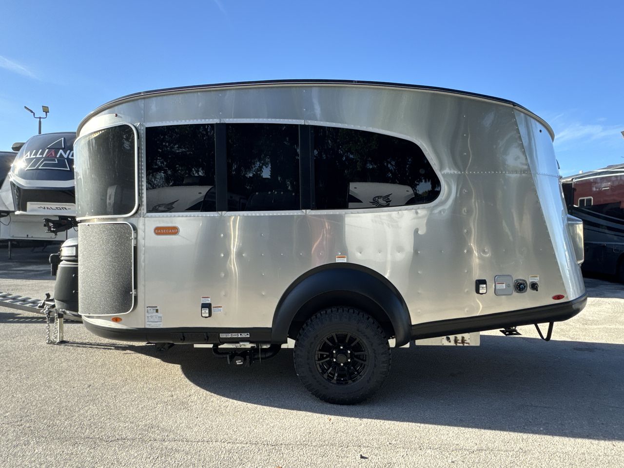 2026 Airstream 20Xe Base