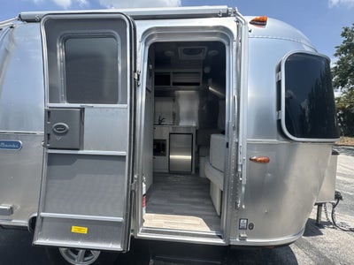 2025 Airstream 16RB Base