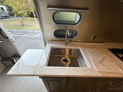 2026 Airstream 30RBQ Base