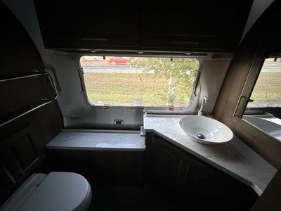 2026 Airstream 33FBT Base