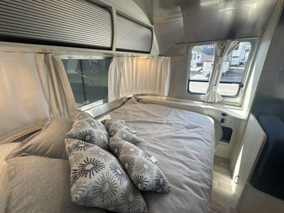 2025 Airstream 22FB Base