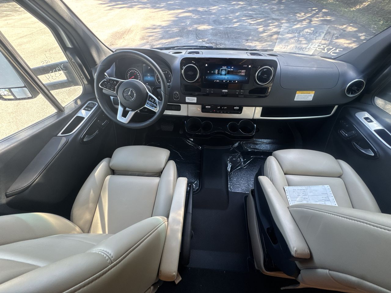 2026 Airstream Murphy Suite Base