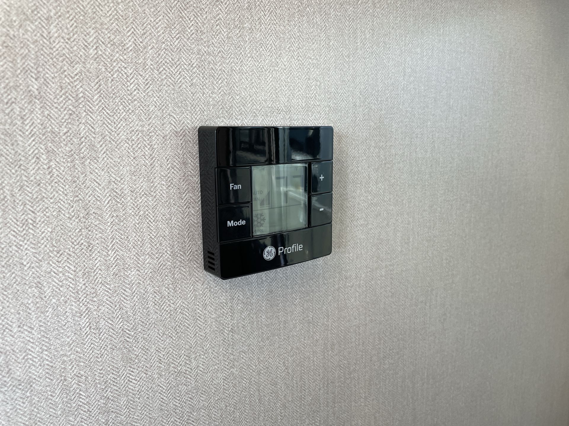 2026 Airstream 20FB Base