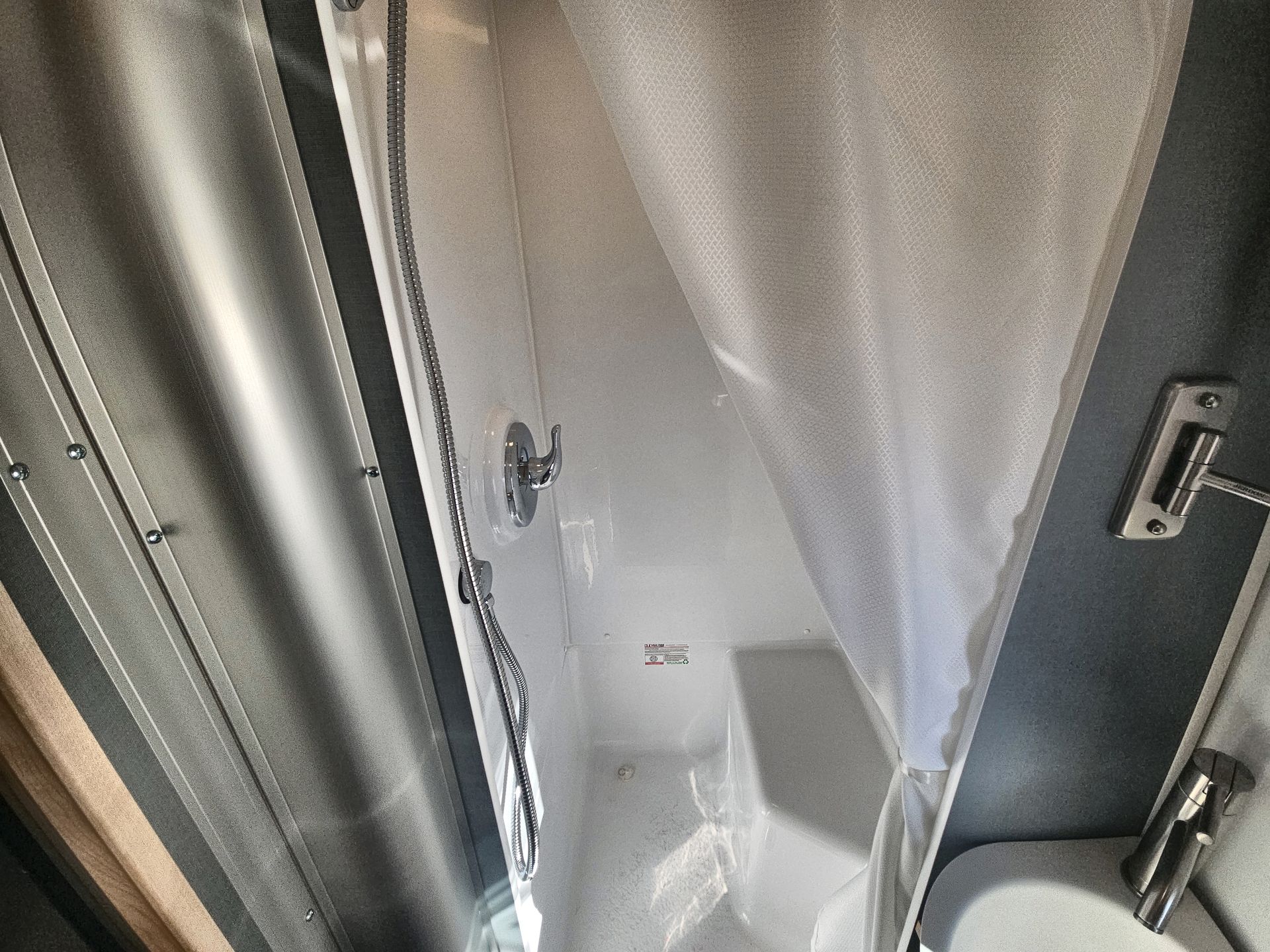 2026 Airstream 22RB Base