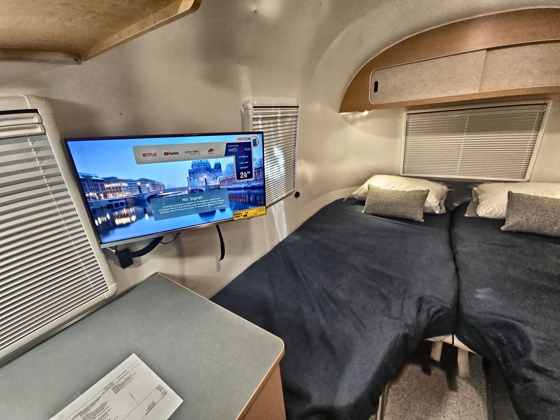 2026 Airstream 22RB Base