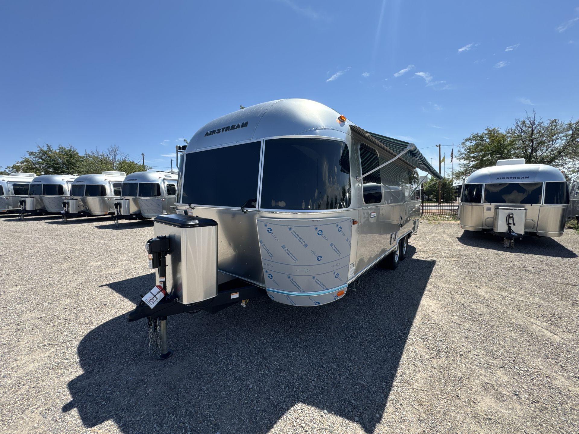 2026 Airstream 25FBQ Base
