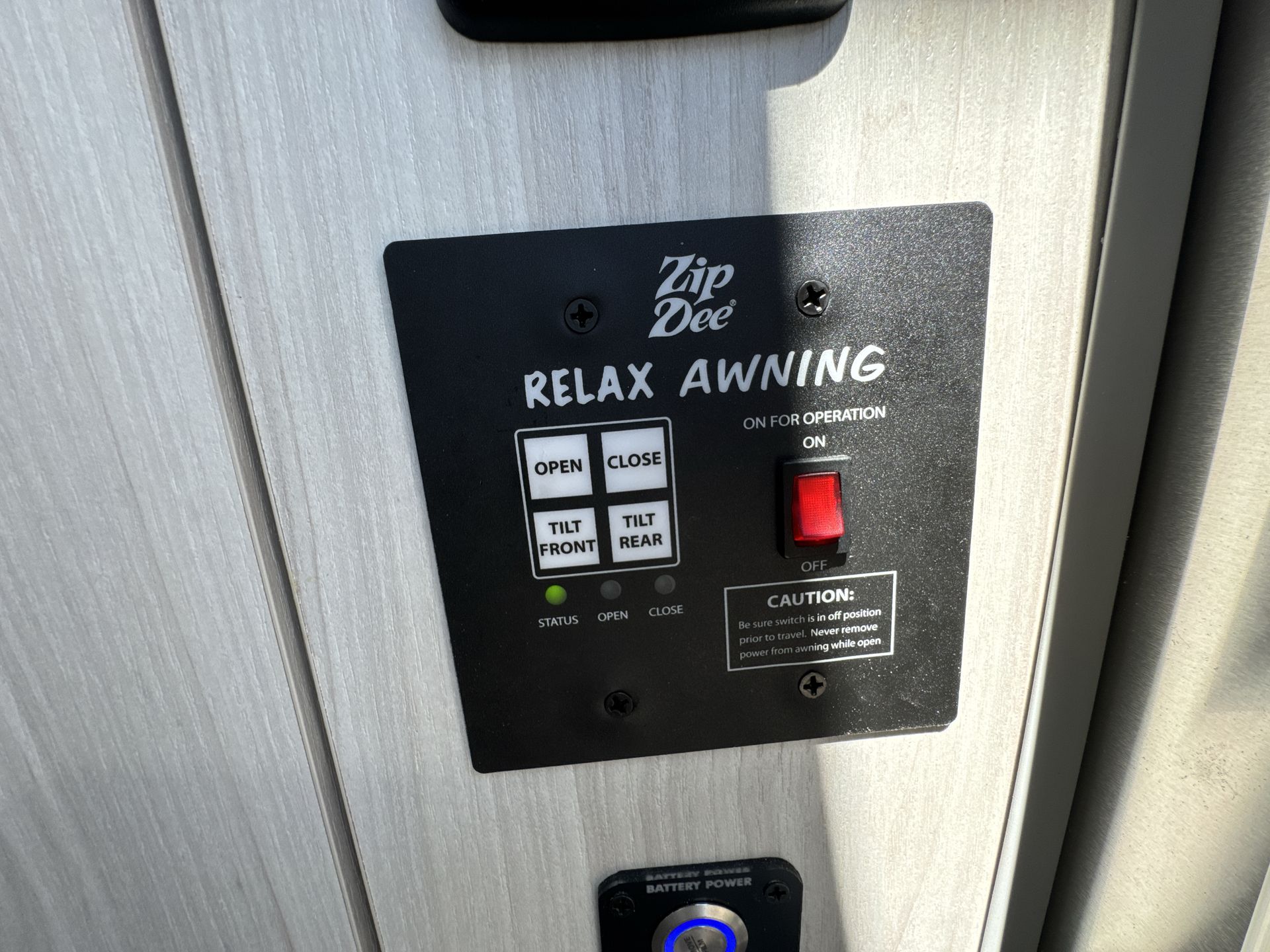 2026 Airstream 25FBQ Base