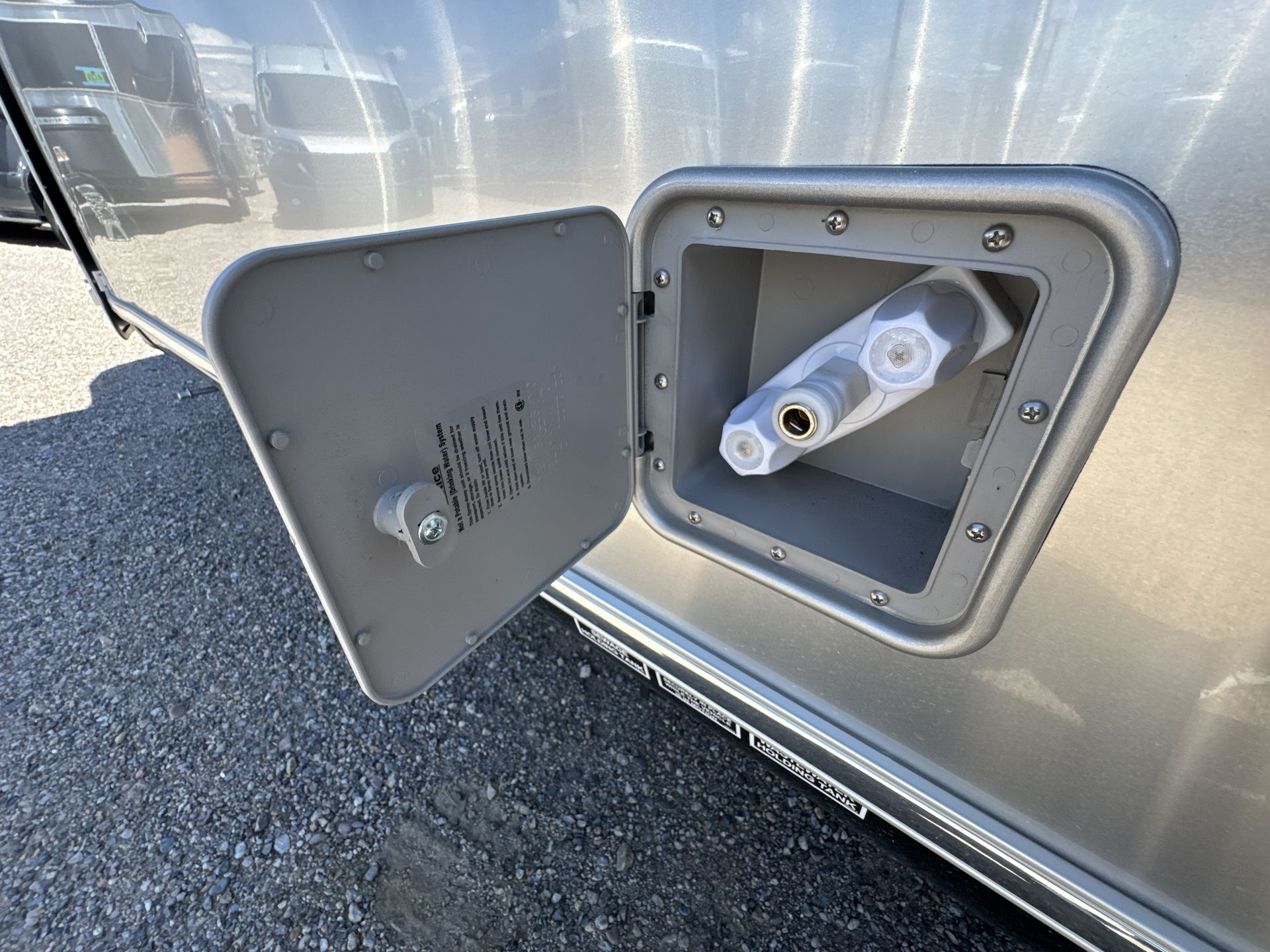2026 Airstream 25FBQ Base