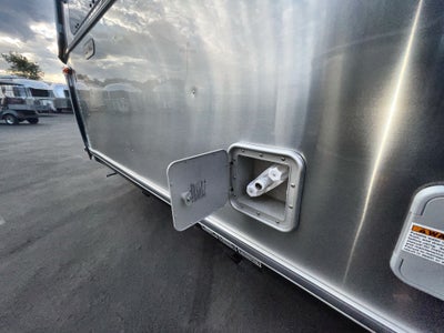 2026 Airstream 25FBQ Base