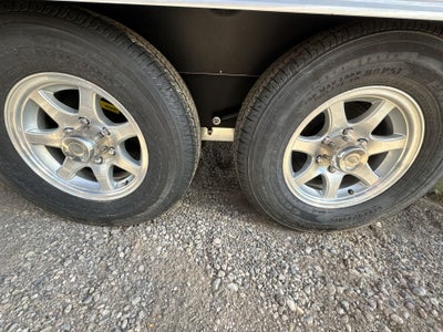 2025 Airstream 27FBT Base