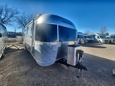 2026 Airstream 25FBQ Base