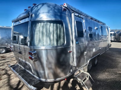 2026 Airstream 25FBQ Base