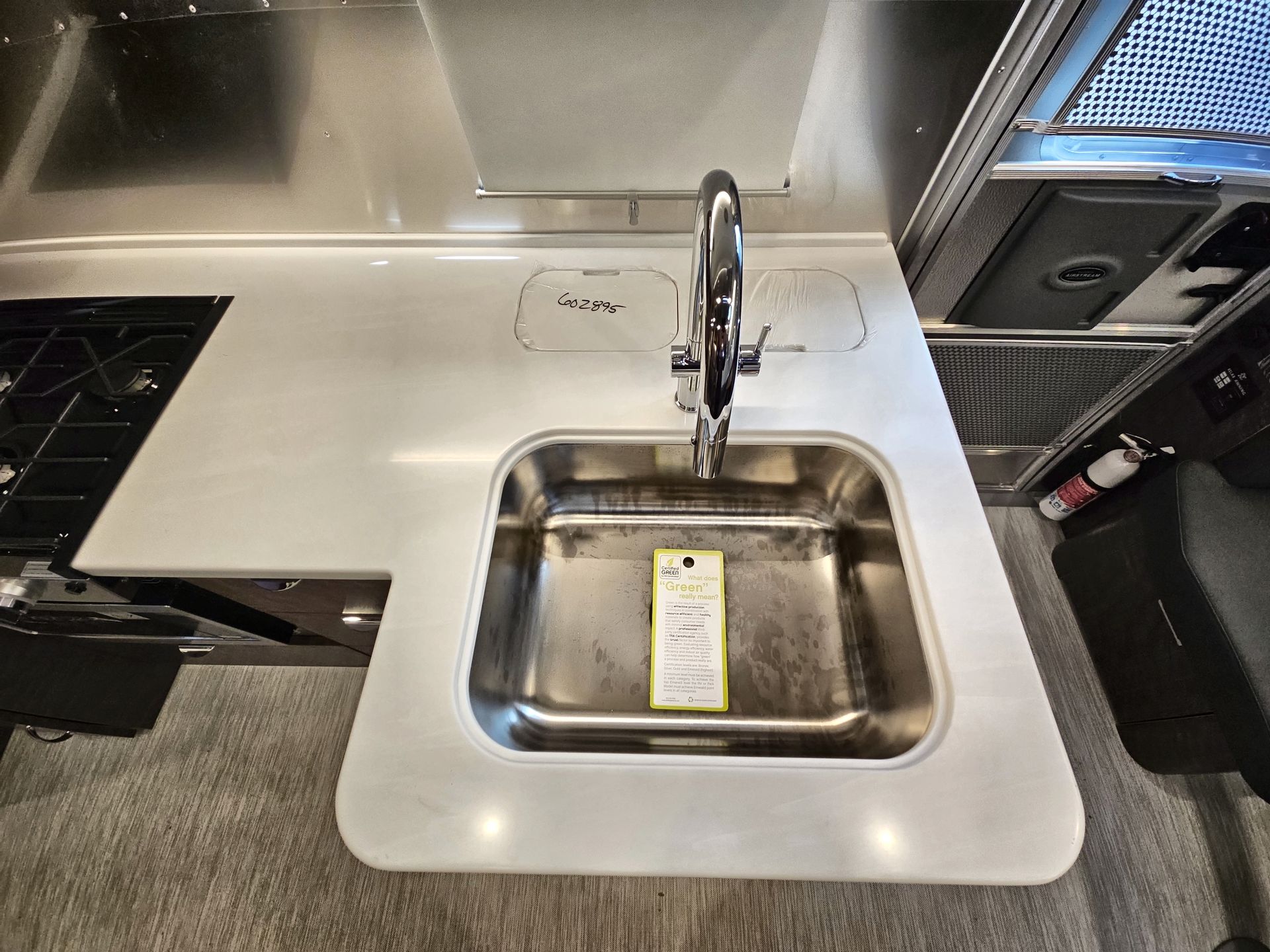 2026 Airstream 27FBT Base